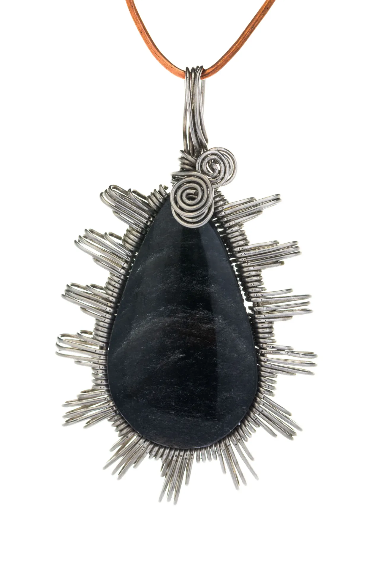 [DI-AC-OB-079] Eclipse Plateado — Dije de obsidiana plateada y acero inoxidable